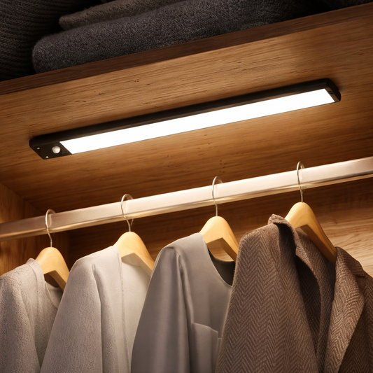 Magnetic LED Cabinet Light – USB-C Motion Sensor